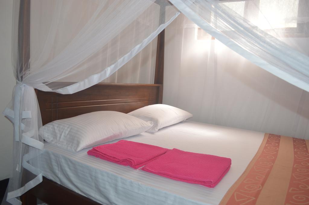 Chamod Holiday Home Тангале Екстериор снимка